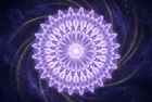 Kronenchakra (Sahasrara) – Chakra-Symbol in Violett / Weiss